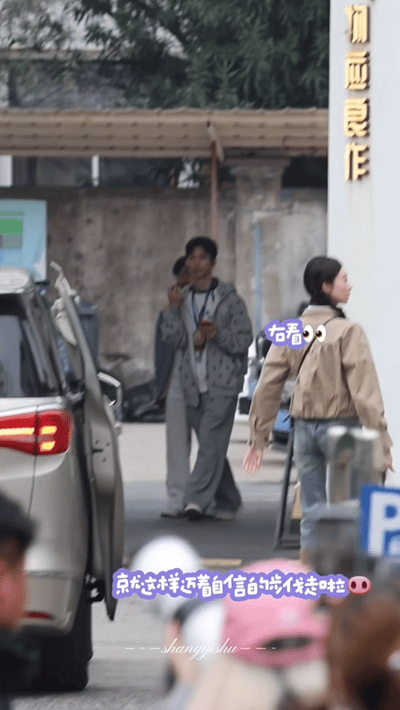 张艺凡上班迷路也不忘饭撒 张艺凡真的是全能少女啊，迷路也不忘照顾粉丝的心情，像极