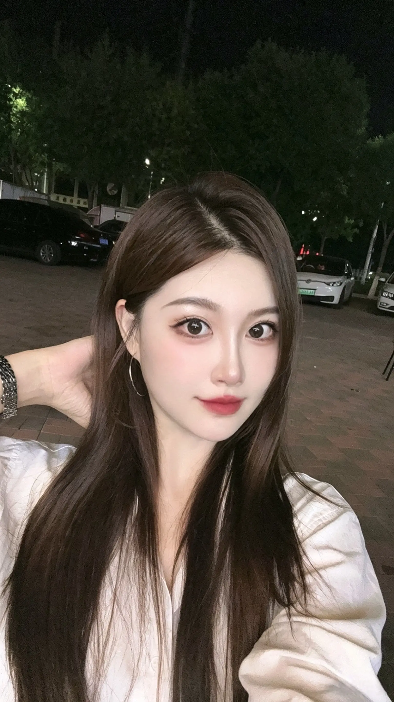 前期：她怎么这么有趣怎么这么可爱 后期：她怎么那么多话烦死了不想理