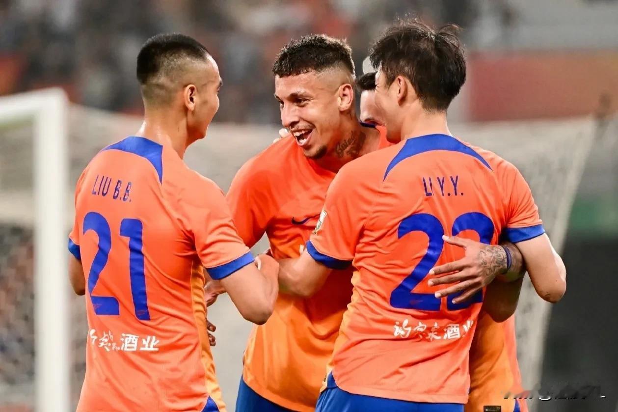 山东泰山间歇期后将迎来双线五连客魔鬼赛程:
  6月14日，客场对阵梅州客家，取