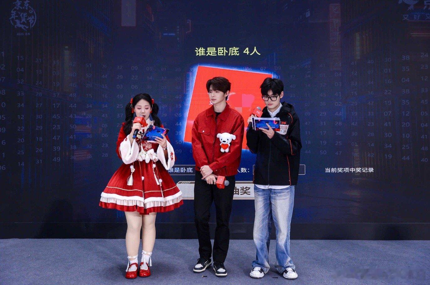 伞兵送你上分神器 和伞兵组团吃鸡像做梦！亚运冠军贴身带飞，每步决策都是教科书，躺