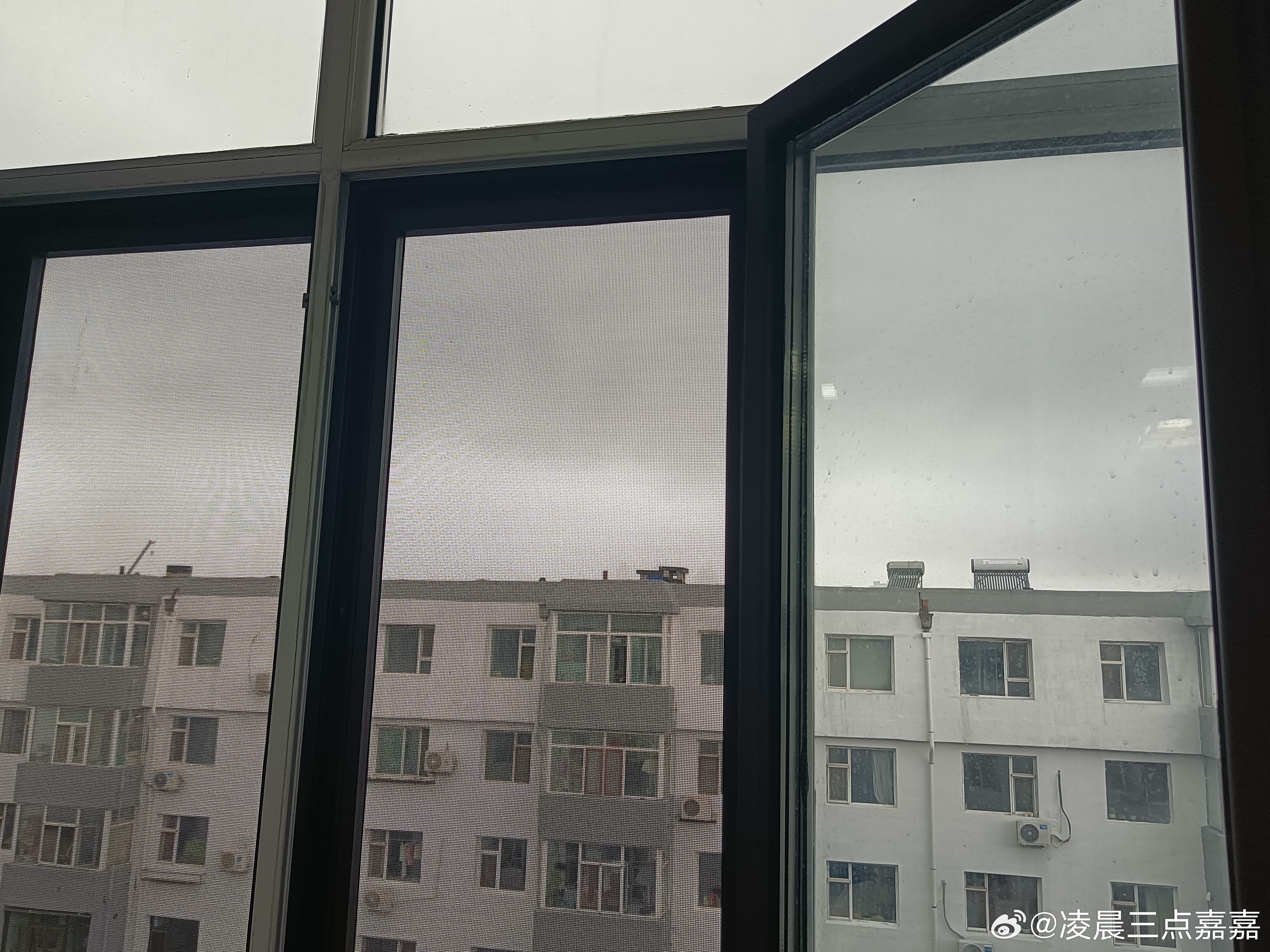 白海豚残余环流影响持续白海豚带来的雨，今天到吉林了马上要下雨今天上午不出门，在家