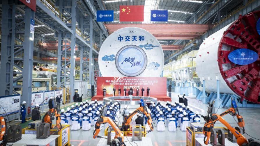 首次搭载国产“心脏”！我国全面掌握这一装备领域核心技术

4月3日，江苏常熟，一