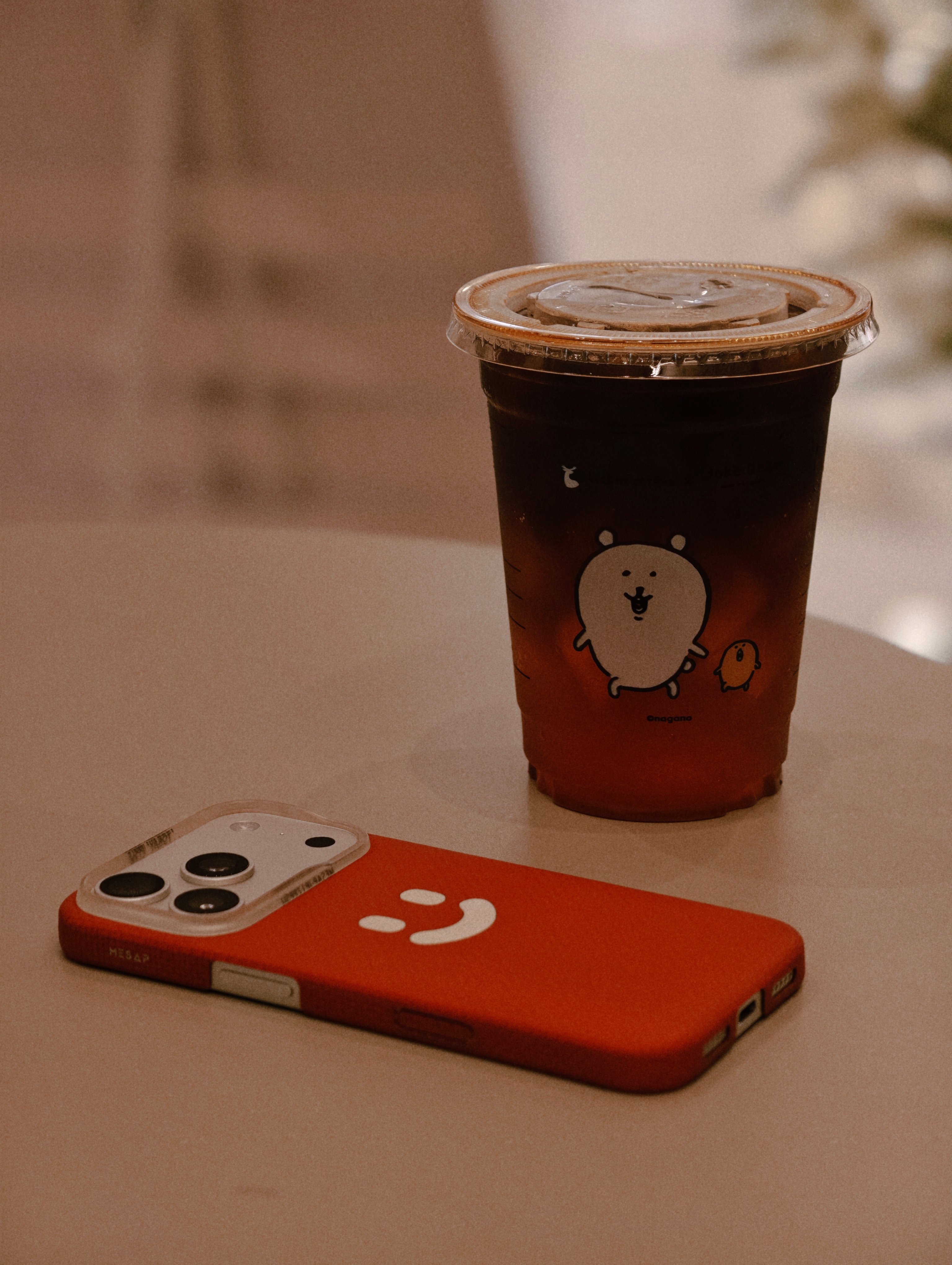 喝了吗？周一提提神。今天是椰青冰萃美式