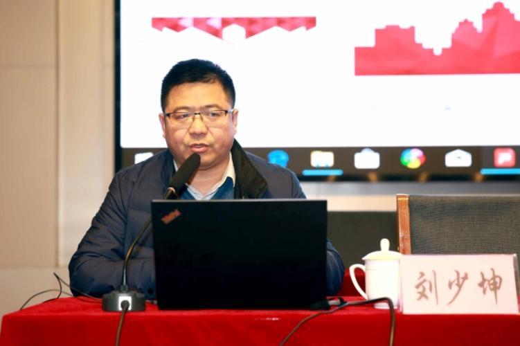 深耕职教二十载！他把冷门院系带成全国标杆，让职校生逆袭成才
 
刘少坤，男，汉族