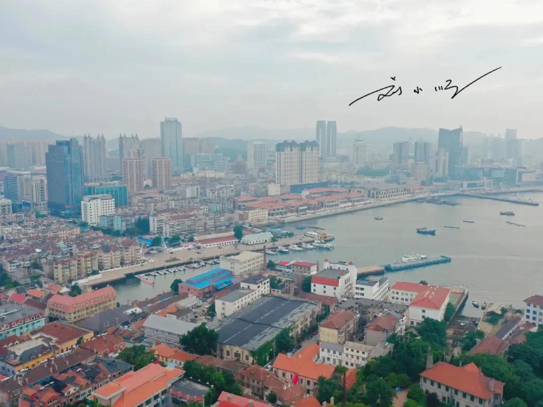 山东省有座“宝藏”海滨城市，比青岛舒适，物价还低，很适合养老？

这里是刘小顺的