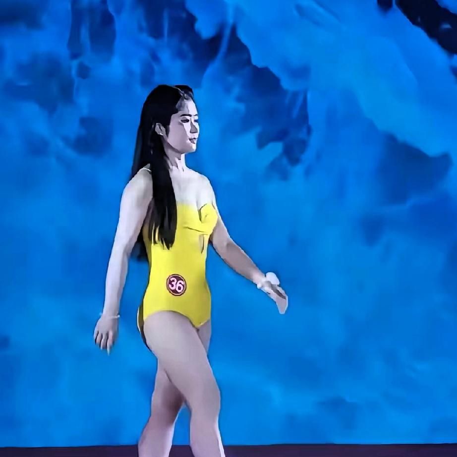 ​近日，全球中华小姐，大中华网络总决赛辽宁赛区选美冠军张倩引得全网群嘲。

选美