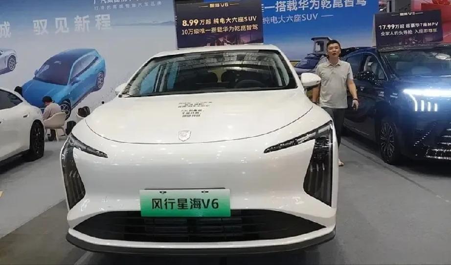 让美国最无奈的三家中国公司
第一，华为，华为虽然不造车但是跟华为合作的车企都火了