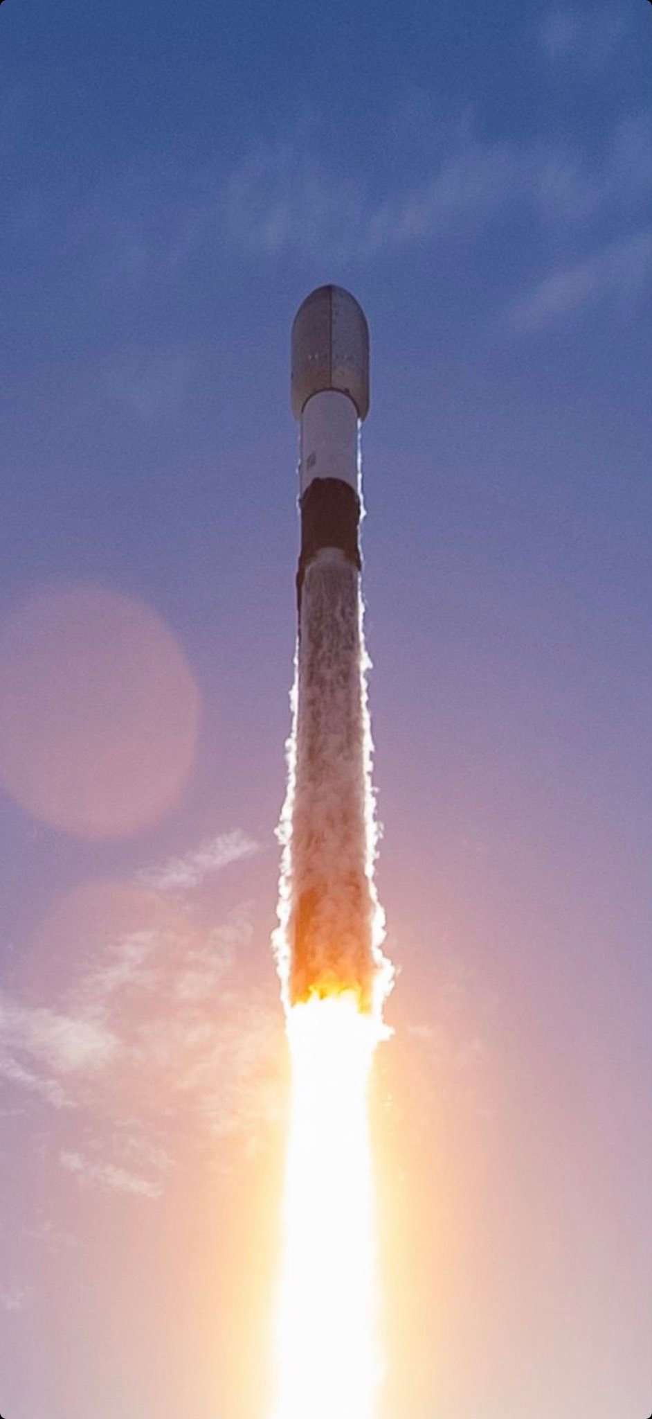 10月15日，马斯克：除非爆发一场世界大战，否则SpaceX很可能在不到10年的