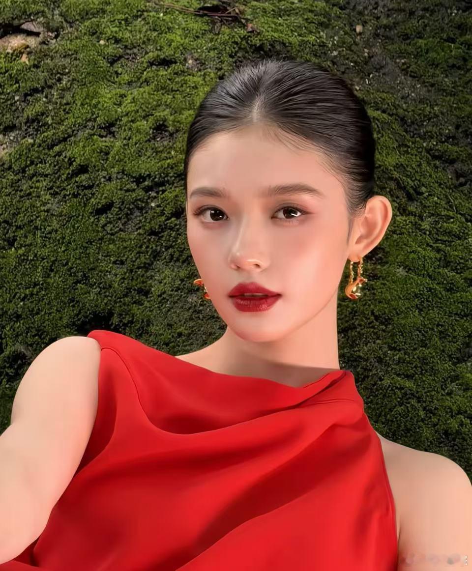 林允远山黛雾妆王崇给林允化的远山黛雾妆好美！王崇给林允化的远山黛雾妆