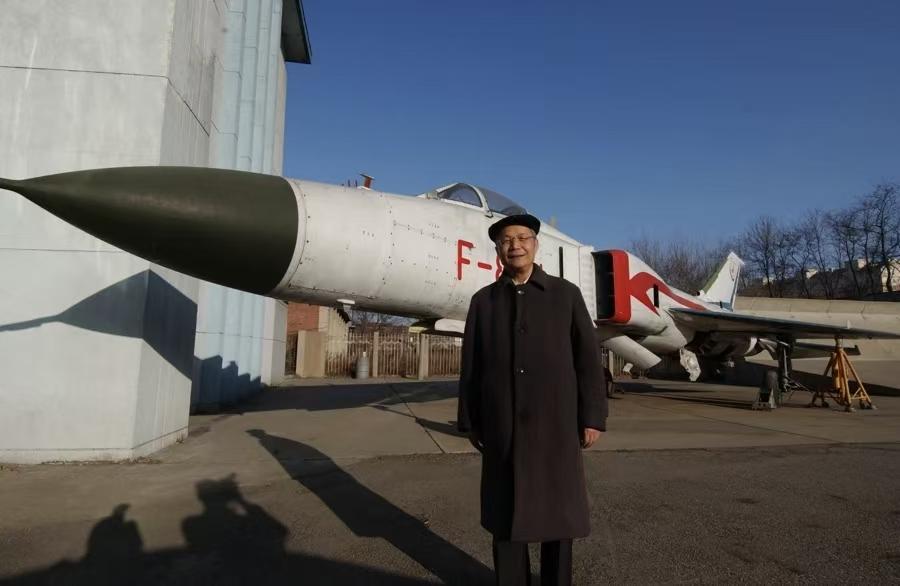 痛别！96岁“歼8之父”顾诵芬离世，中国航空少了一位拓路人。
 
2026年5月