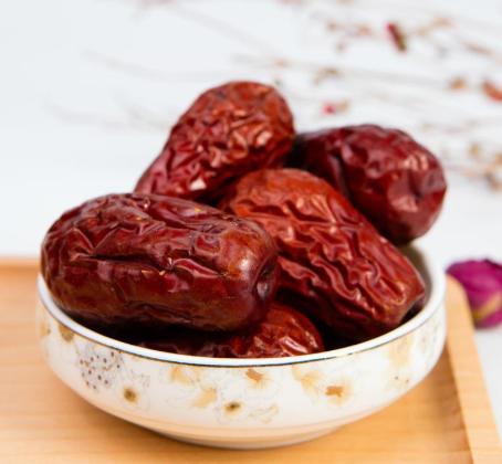 红枣再次被关注！医生研究：癌症患者吃红枣，不过多久或有6变化

癌症治疗过程并不