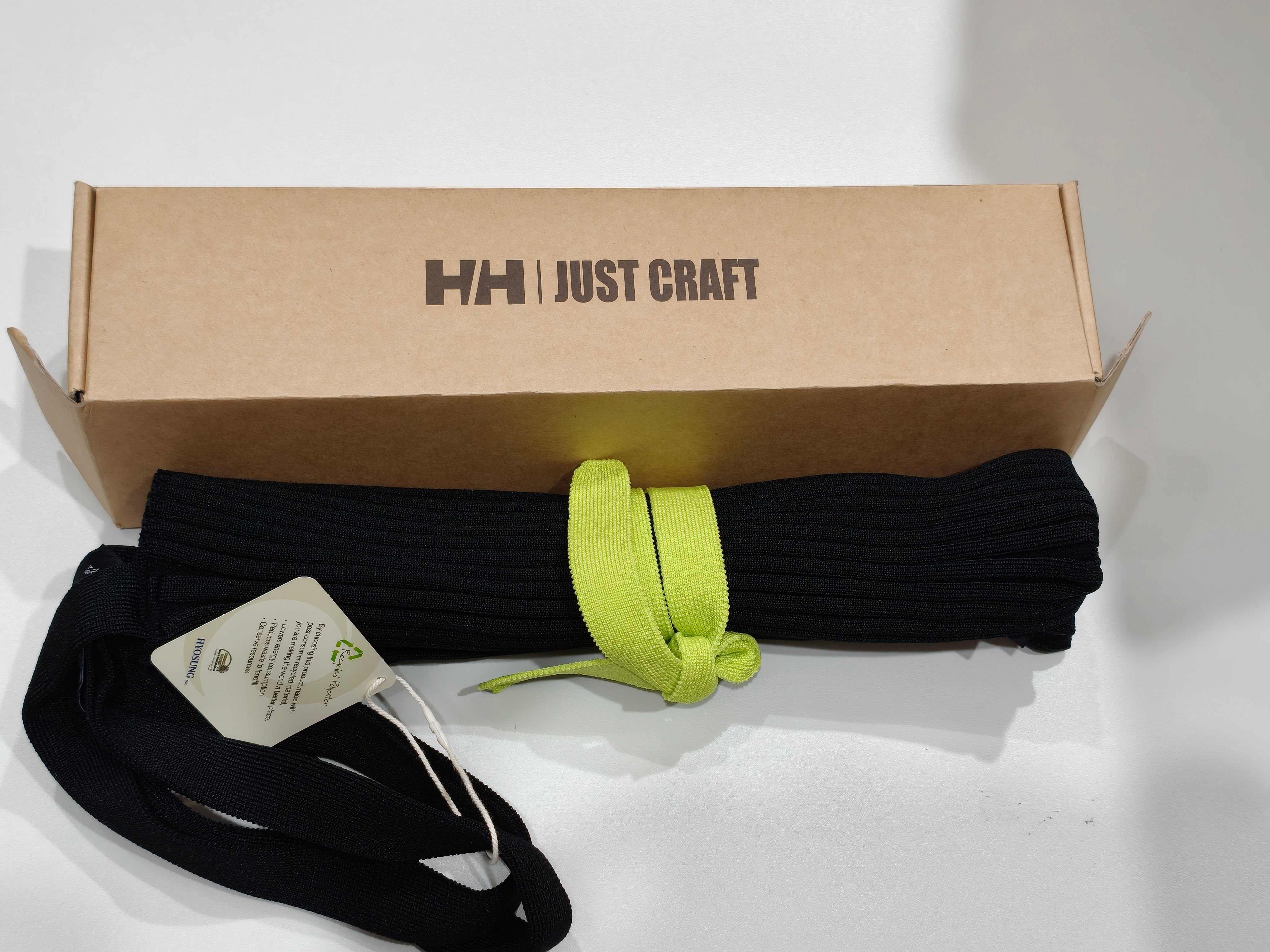 30天模型连送挑战 第136期今天【抽奖】送出的是：HH 针织包评论区聊聊：如果