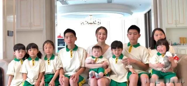 主人家这娃炫得……我竟然哑口无言！[捂脸][捂脸][捂脸]