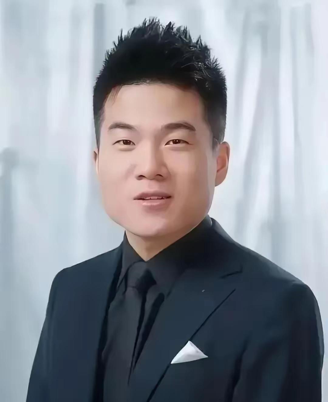 董宇辉说：“说服孩子努力学习，不要给孩子讲大道理，你说考个好高中、好大学以后找个