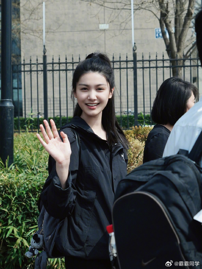 张籽沐艺考四大院的含金量童星艺考最容易被质疑靠关系靠光环，张籽沐直接用四大院均进