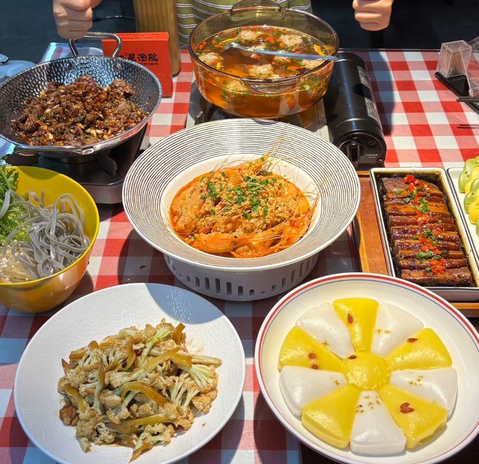 国庆也要吃了不烧心国庆聚餐美食不断，大口享用佳肴最怕烧心不适。选对安心美食，放开