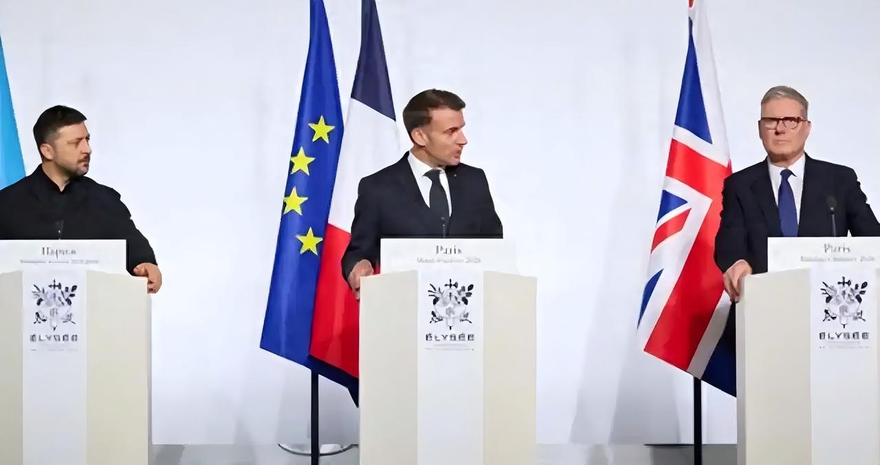 【热点评述】多变的特朗普，在俄乌冲突问题上，态度又变了。
据媒体报道，当地时间周