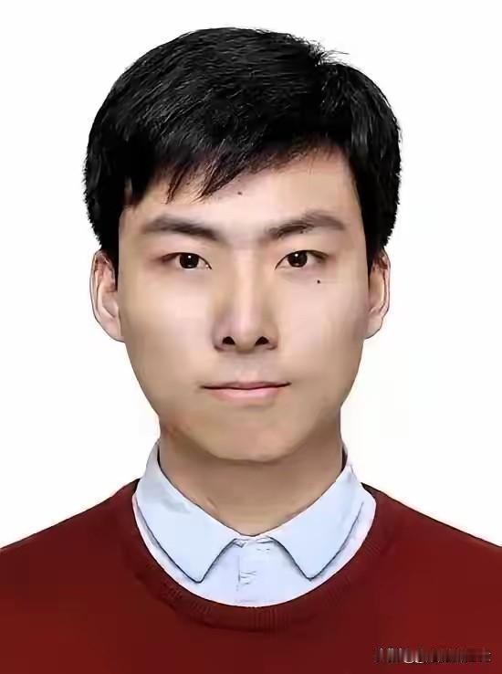 寒门学子以奋斗筑桥圆梦
 
川藏铁路怒江特大桥凌空跨越峡谷，31岁的总工程师董一