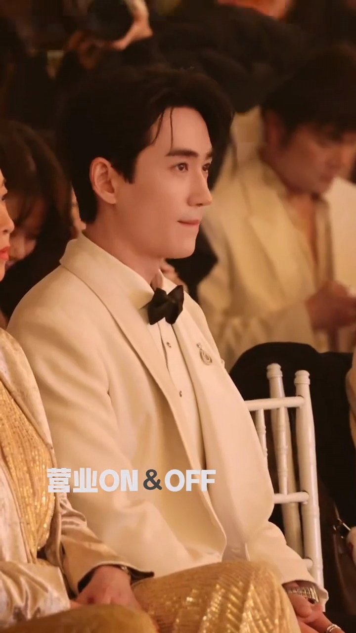 朱一龙2025年从头帅到尾朱一龙这是谁的新郎好的别看了，是我的新郎 