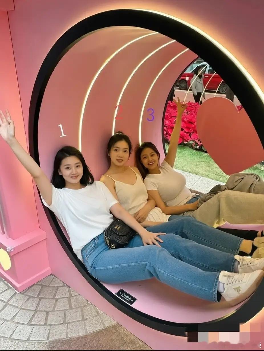 老话说，娶对老婆旺三代，以你的眼力来看，三选一，你觉得哪个女生才是结婚过日子的最