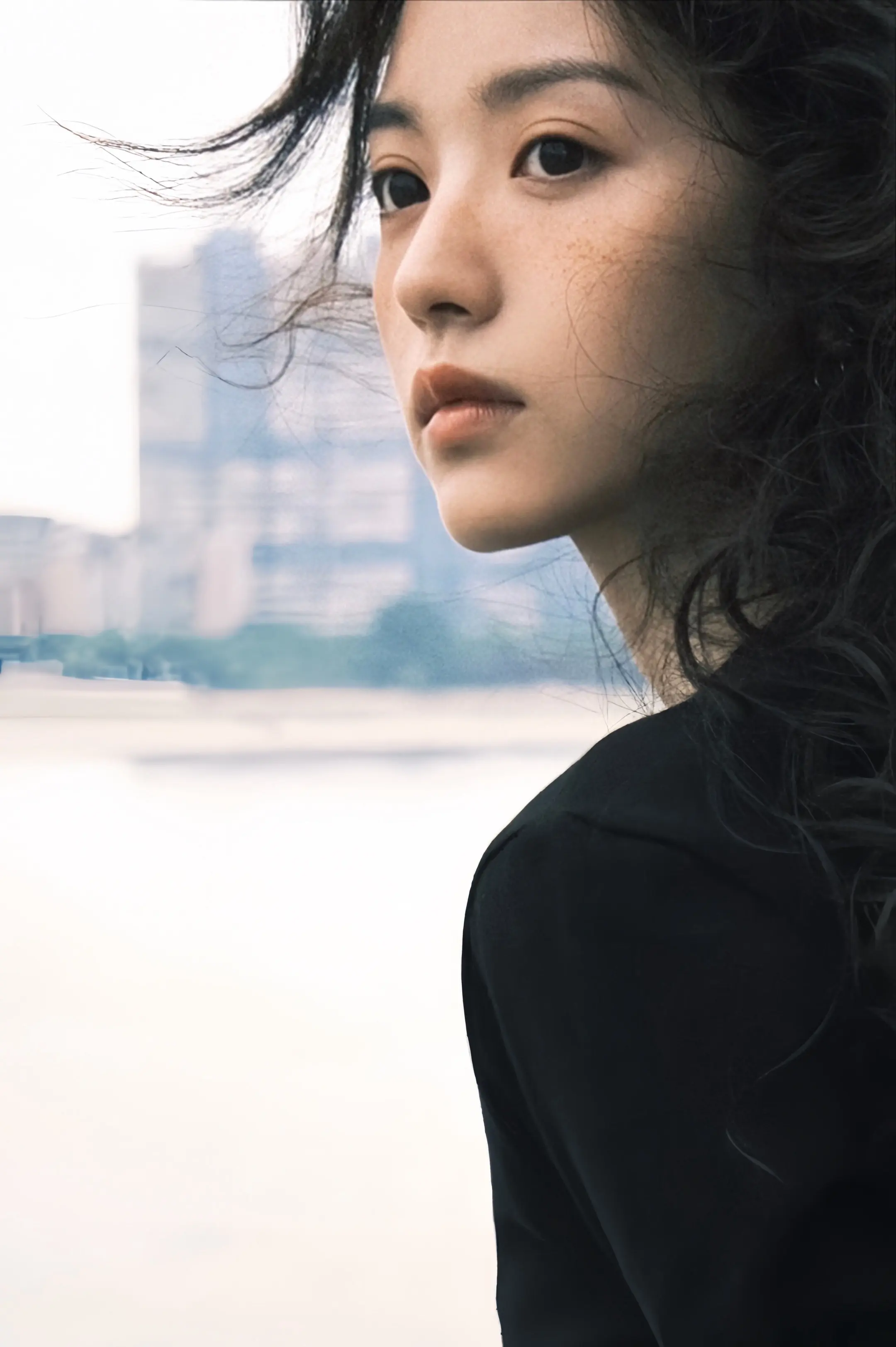如果有多一张船票 你会不会同我一起走.