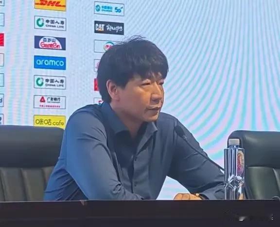 邱彪：我对球队表现十分满意！
CBA总决赛，新疆队连输两场，但无论是G1首节就落