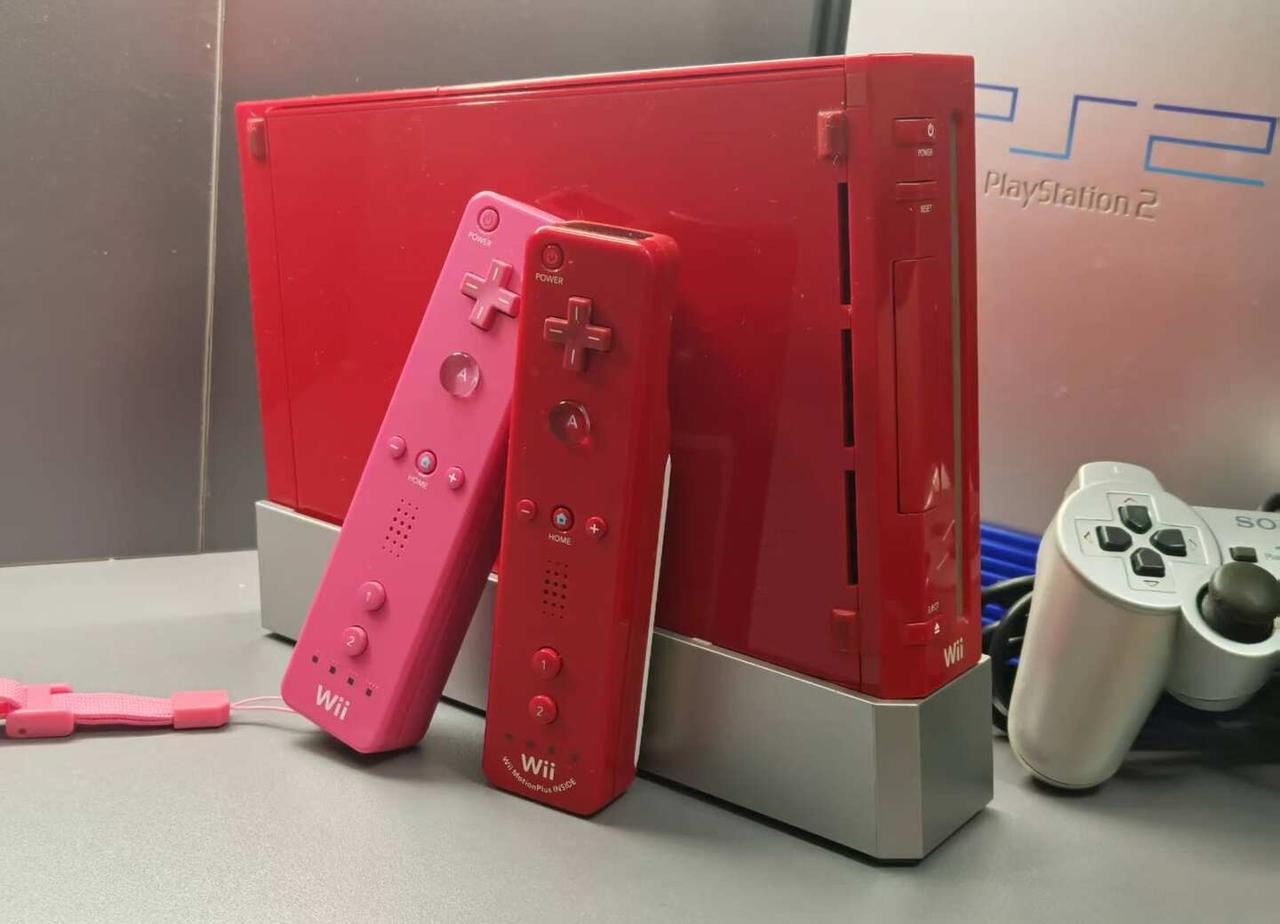 Wii马里奥25周年限定版
这台机器完全是个意外，前房主是个台湾人全家搬回台湾了