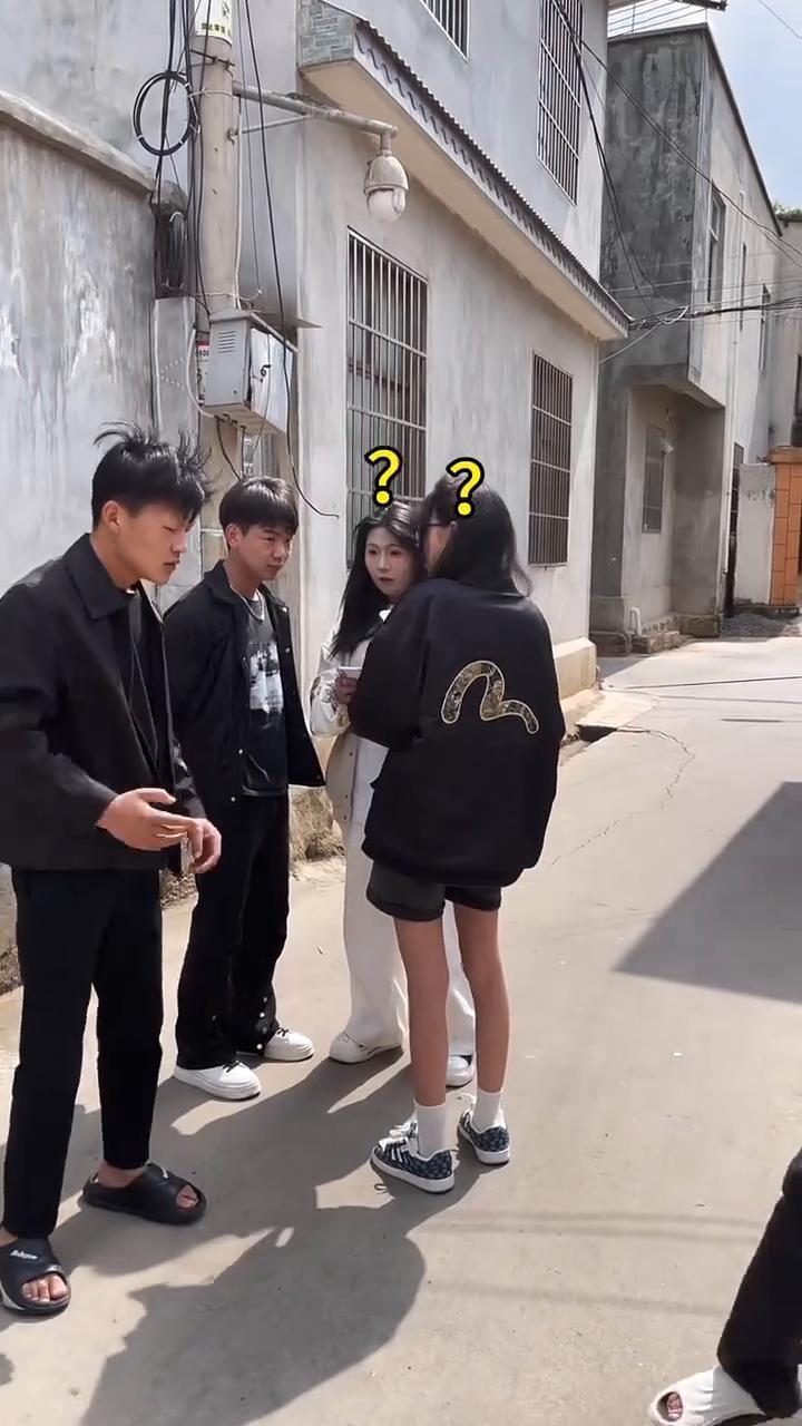 啊哈，哈哈，哈哈。