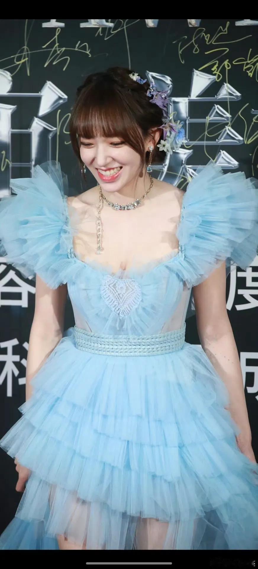 #程潇有哪些让你入坑的瞬间#微笑时那部剧