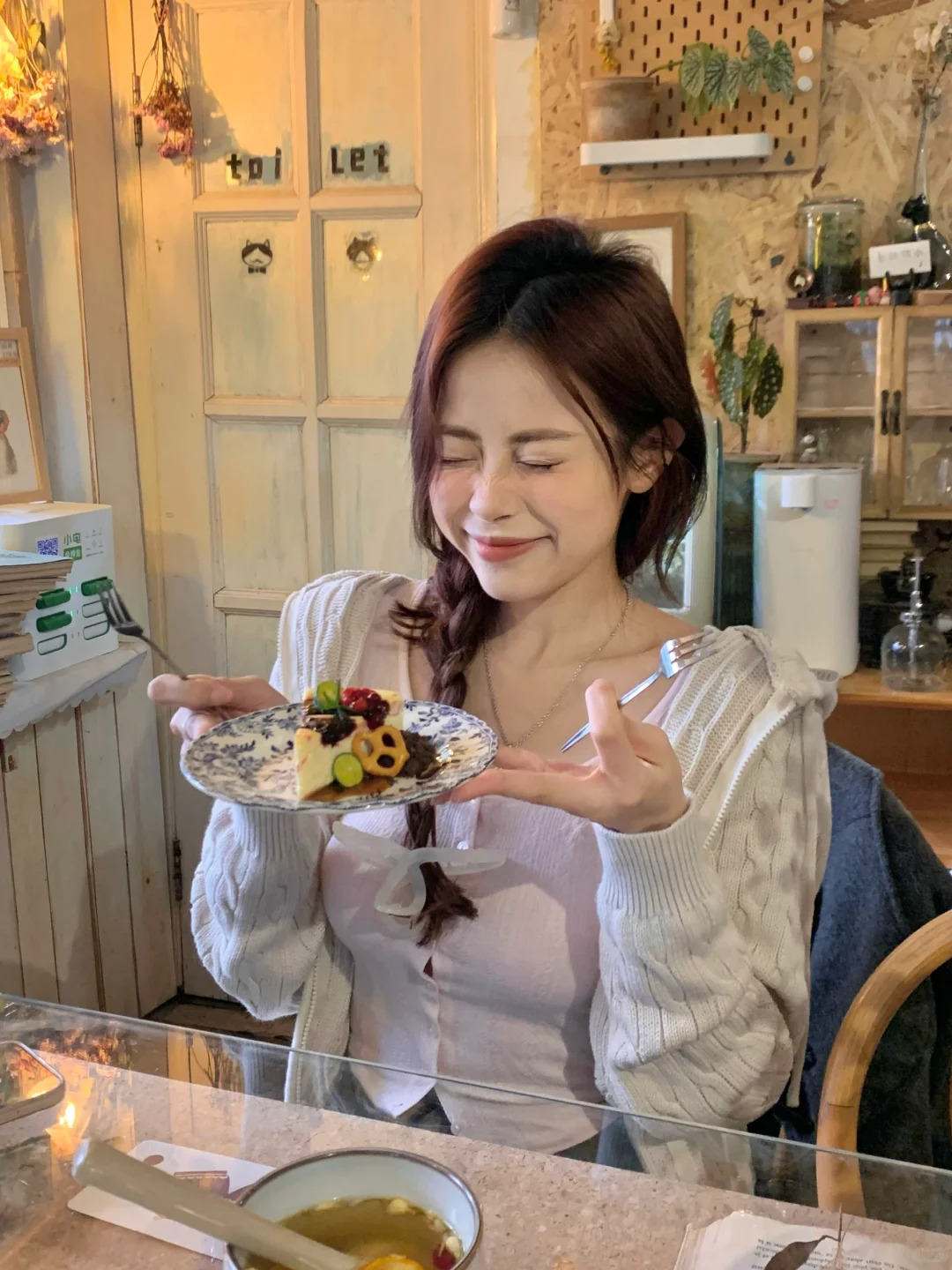 吃小蛋糕啦🍰