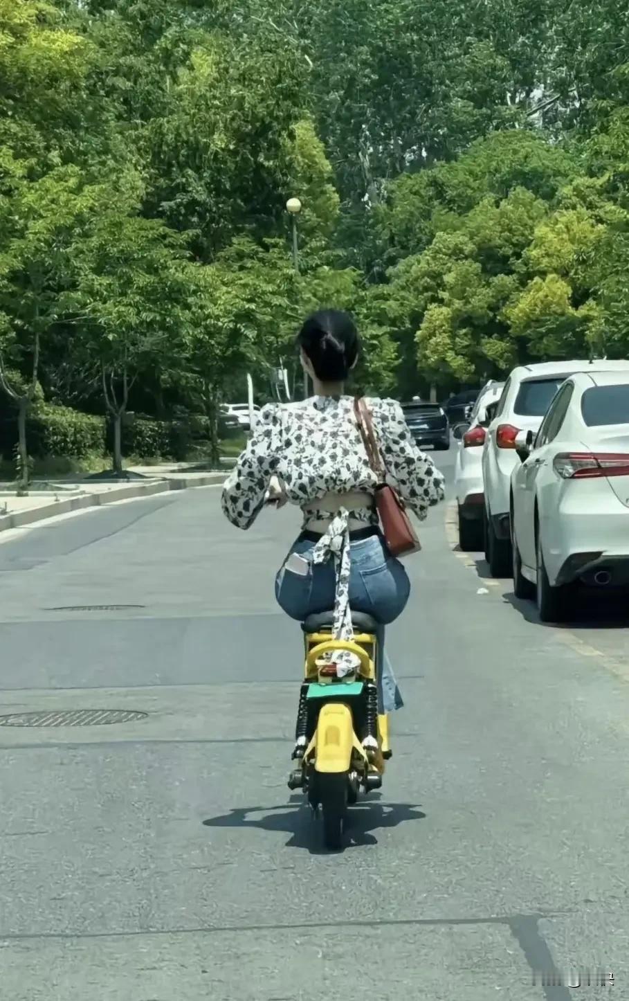 已经跟着小姐姐半小时了