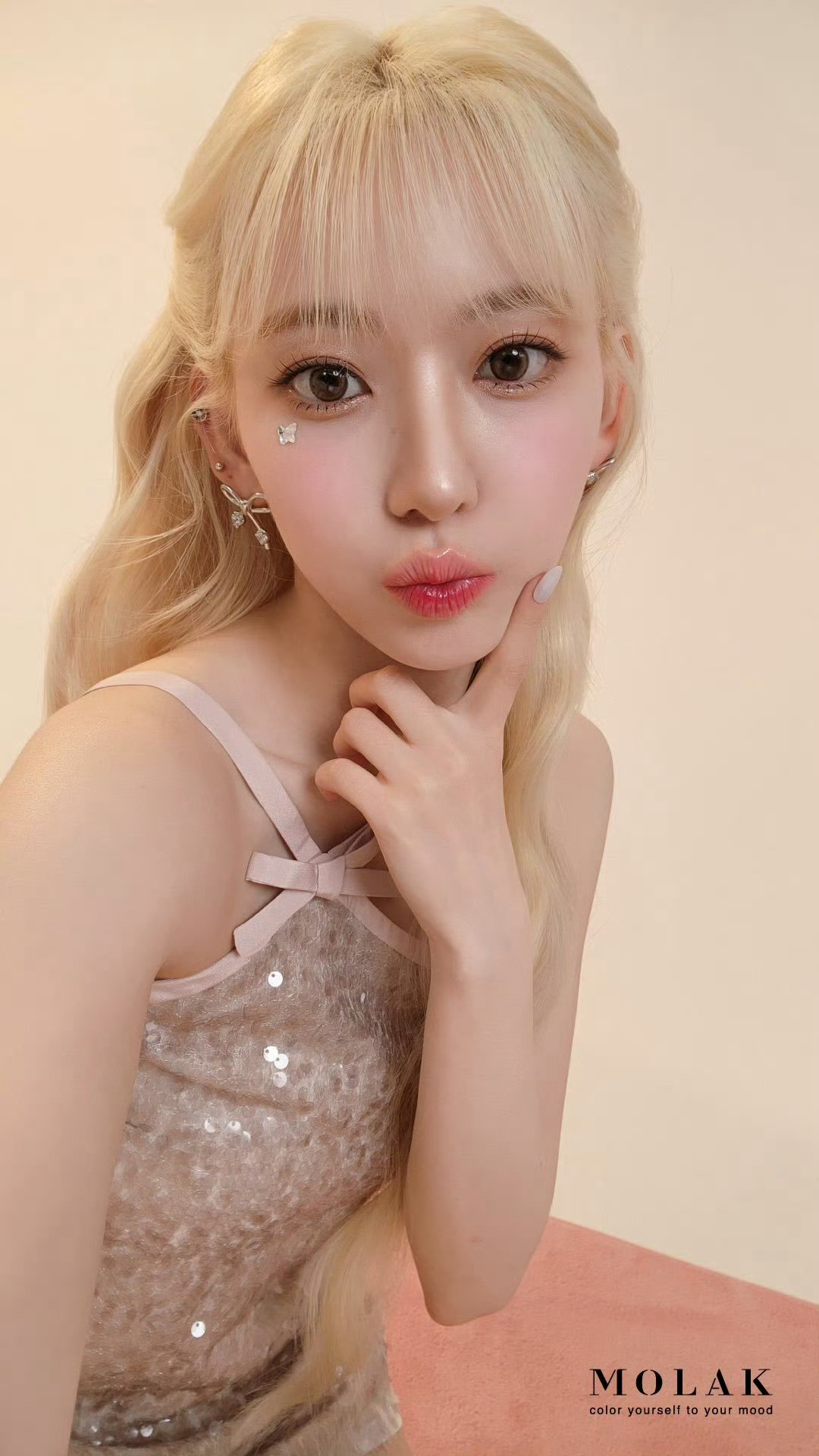 kpop自拍分享宫脇咲良 申有娜 林娜琏 Rose朴彩英 