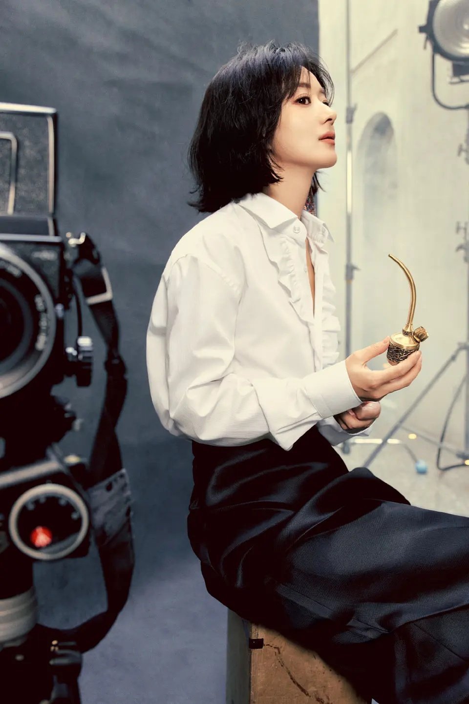 赵丽颖又在尝试新风格 是不是已经领跑85🌸了 ​​​