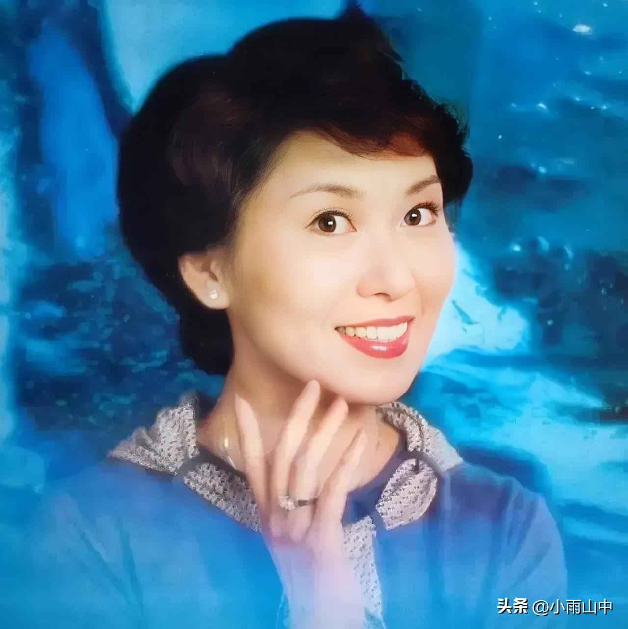 “tvb”第一代四大花旦之一李司棋影楼照（一）