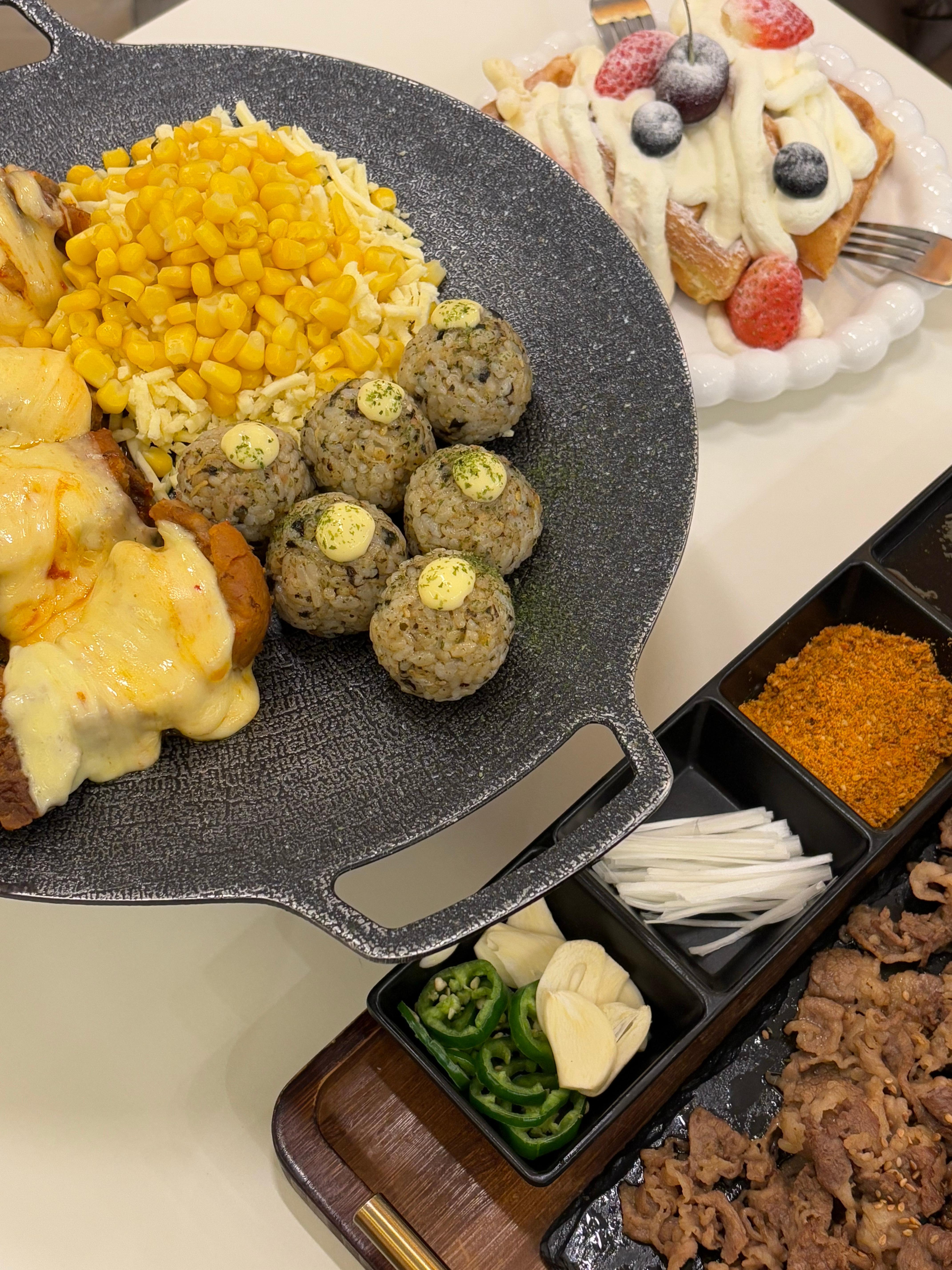 吃了一点烤肉[春游家族] 