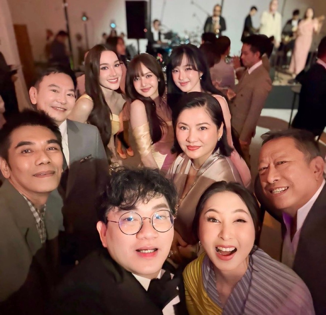 ❤️ pomchatupol IG 更新:“How lucky we are ❤