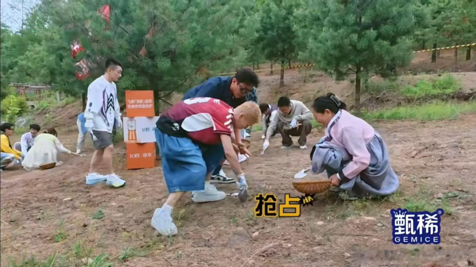 鹿晗抢完邓超抢陈赫鹿晗学坏了哈哈哈哈哈邓超 鹿晗没有遗传我的优点 鹿晗全程手疾眼
