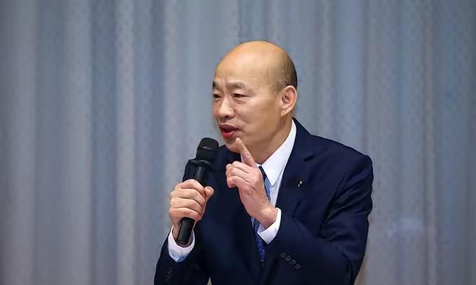 骂傅崐萁惹众怒 韩国瑜被蓝军痛批：忘恩负义

8月11日这天，韩国瑜在"立法院"