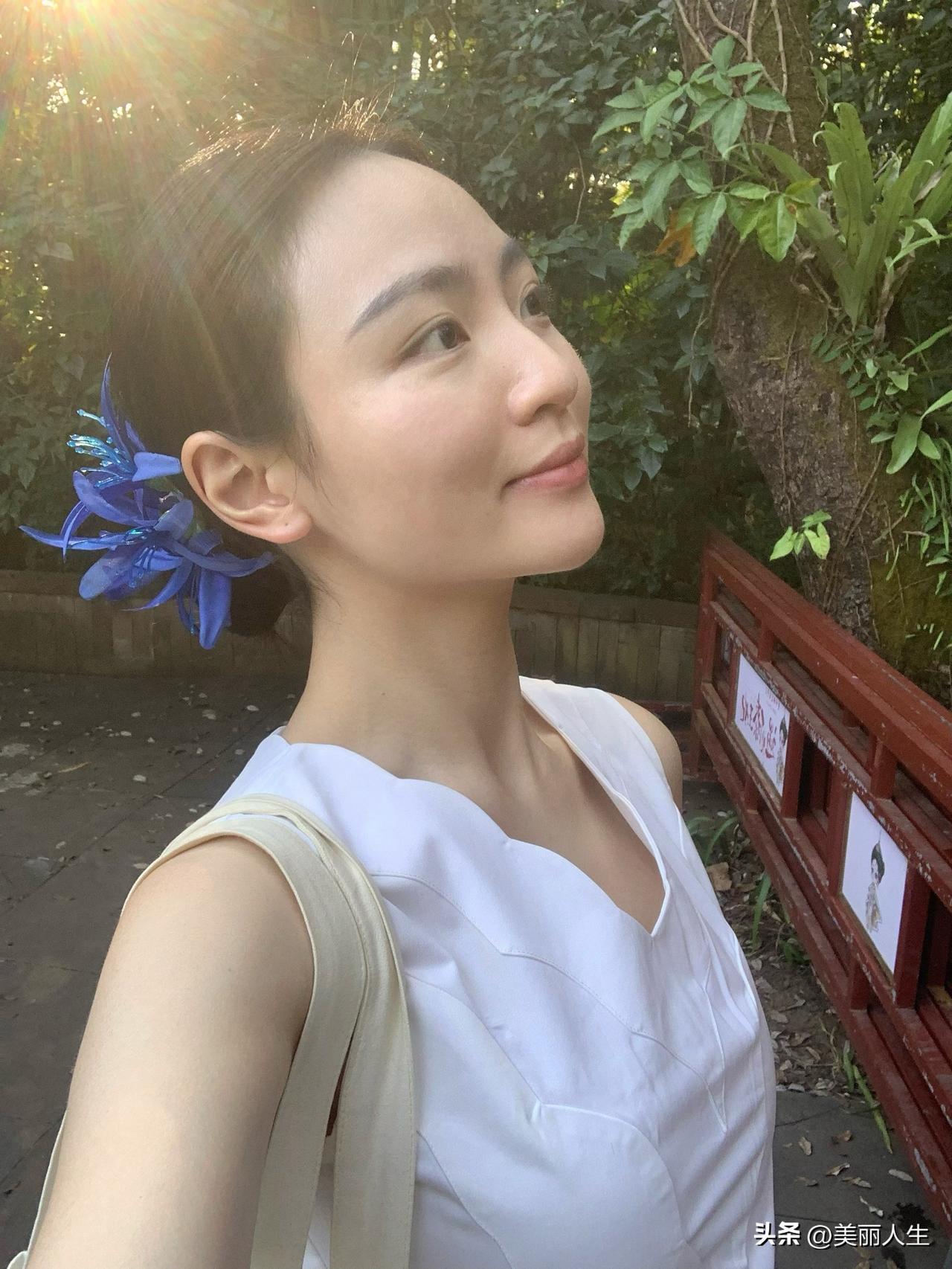 花间笑语，岁月静好。