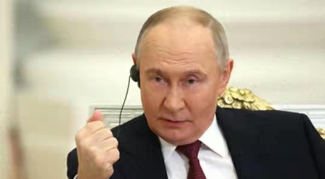 普京急了！高市早苗密信普京，中方罕见出手，惊天大局已开