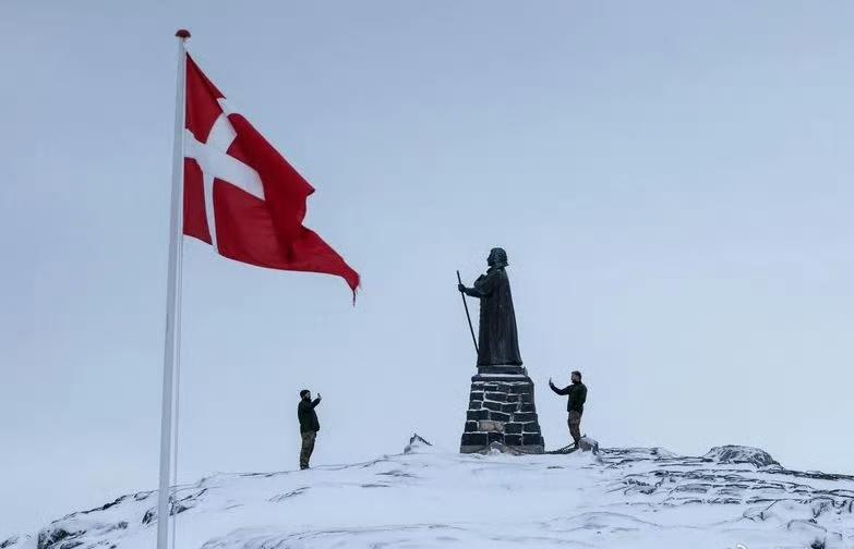 继德国撤回15名派往格陵兰岛的军人之后，荷兰与挪威也宣布撤回进驻格陵兰岛的各2名