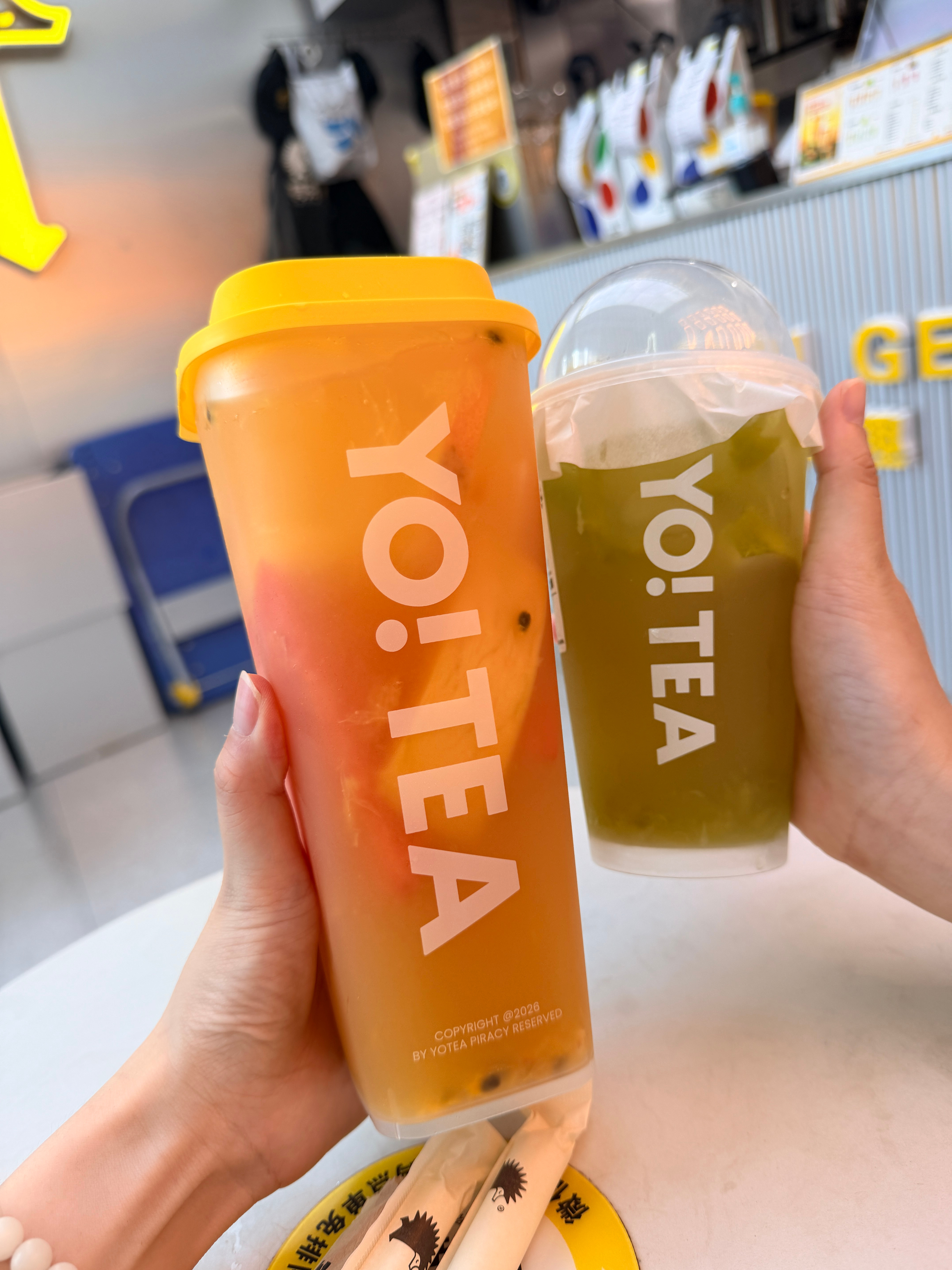 工作完来杯冰果茶太爽了[馋嘴][馋嘴] ​​​