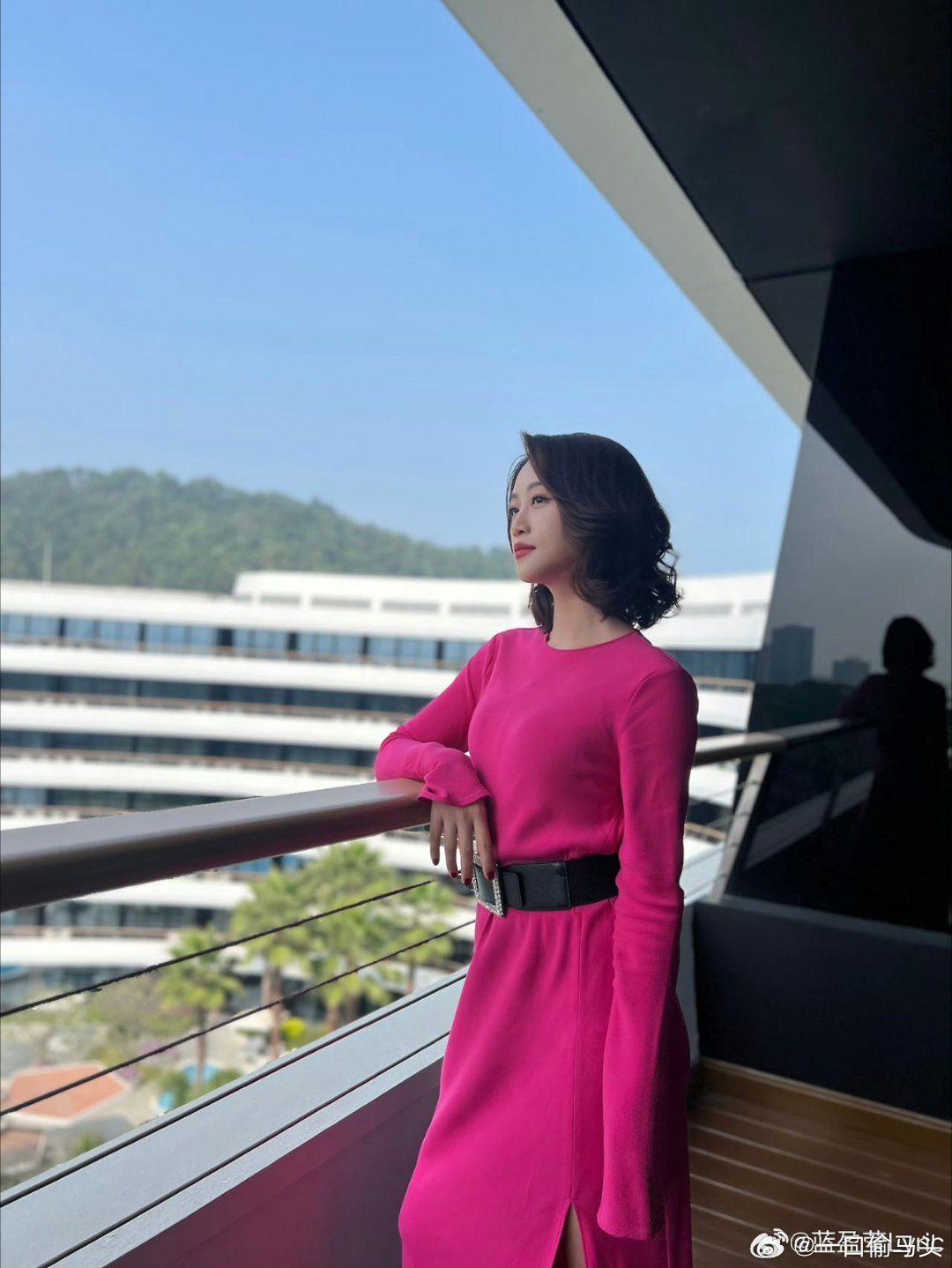 蓝盈莹街头被叫姑姑揭阳偶遇蓝盈莹蓝盈莹潮汕行太有梗！萌娃喊姑姑被听成狗狗，当场愣