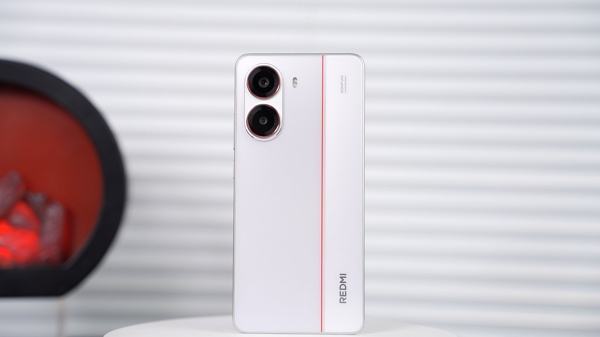 数码小六LXM图赏｜REDMI Turbo4这组拍摄大家感觉如何，能打几分[do
