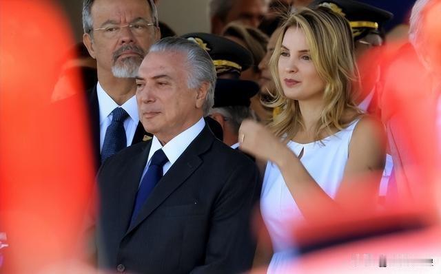 巴西“第一夫人”的荒诞人生：19岁嫁63岁总统，奢华生活引民众抗议


从选美亚