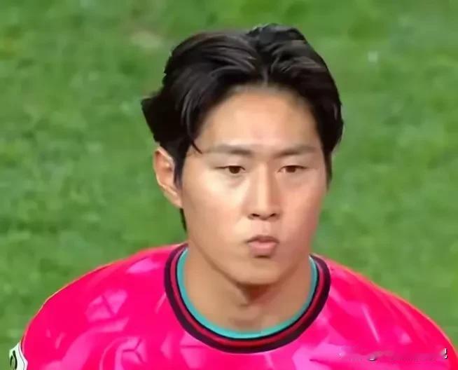 中韩大战，很多人都有疑问，为什么进球的李刚仁被早早的换下，就算赛后韩国队凭借他的