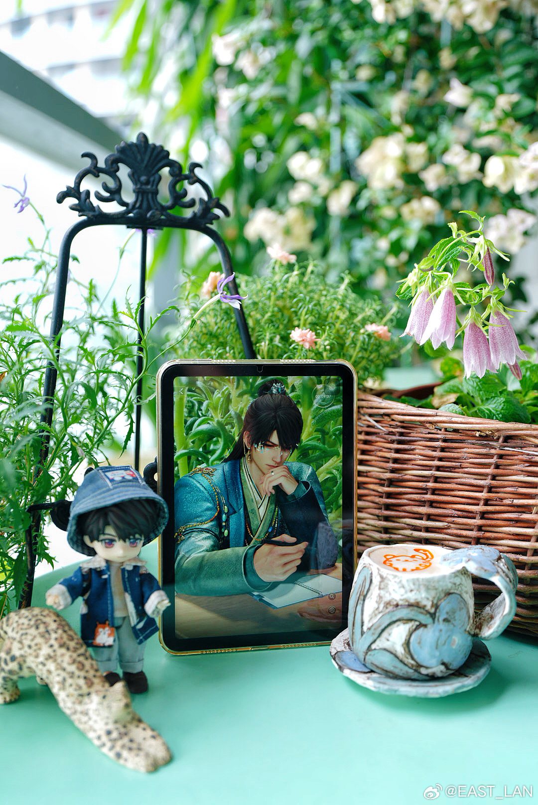 ⠀ପ( ๑•ᴗ•๑)ଓ⠀⠀(⌒ づ♡⠀⠀— . 早午安.⊹♡紫斑风铃之前很大一盆