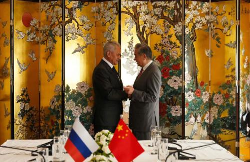谈成了，俄罗斯答应中国。当地时间6月23日，中共中央政治局委员、中央外办主任王毅