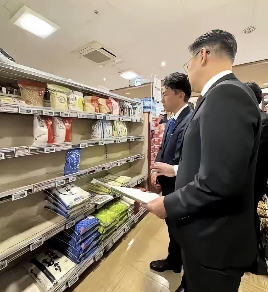 日本米价何去何从，大跌后依旧很贵，和国内对比差距明显！日本政府左右为难！今年9月