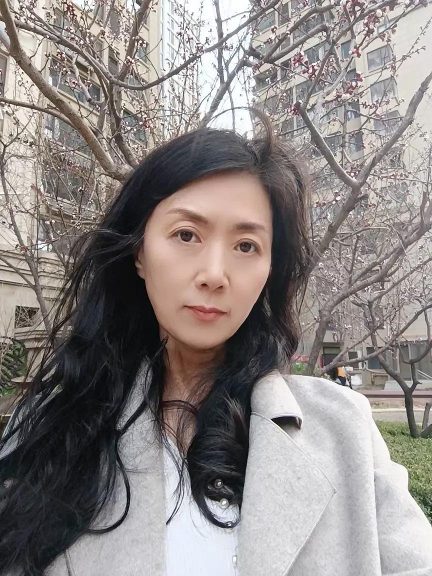 我今年52岁了，身高1.68，体重130左右，大学本科，工资到手5000块钱，还